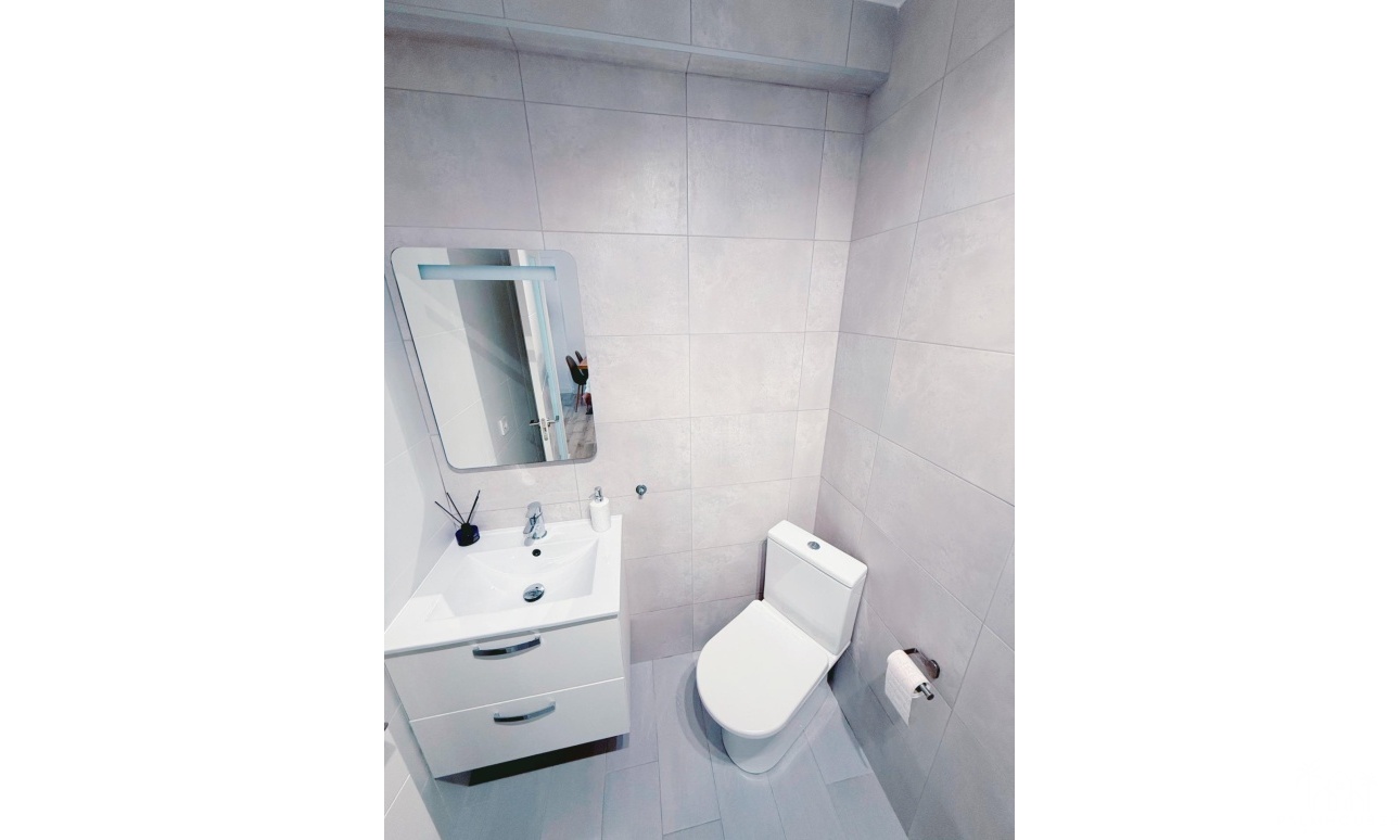 Resale - Apartments - Torrevieja - Playa del cura