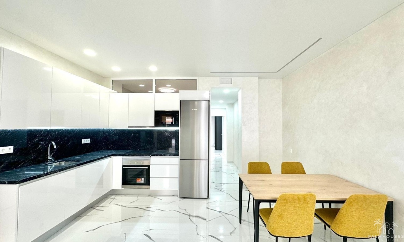 Resale - Apartments - Torrevieja - Playa del cura