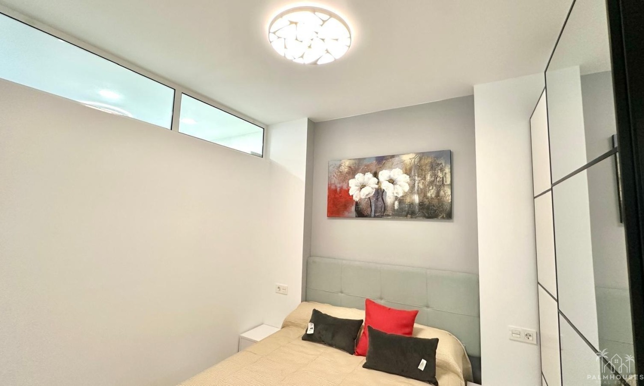 Resale - Apartments - Torrevieja - Playa del cura