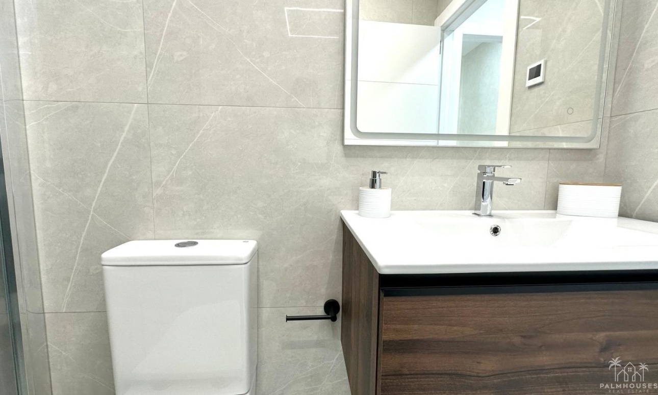 Resale - Apartments - Torrevieja - Playa del cura