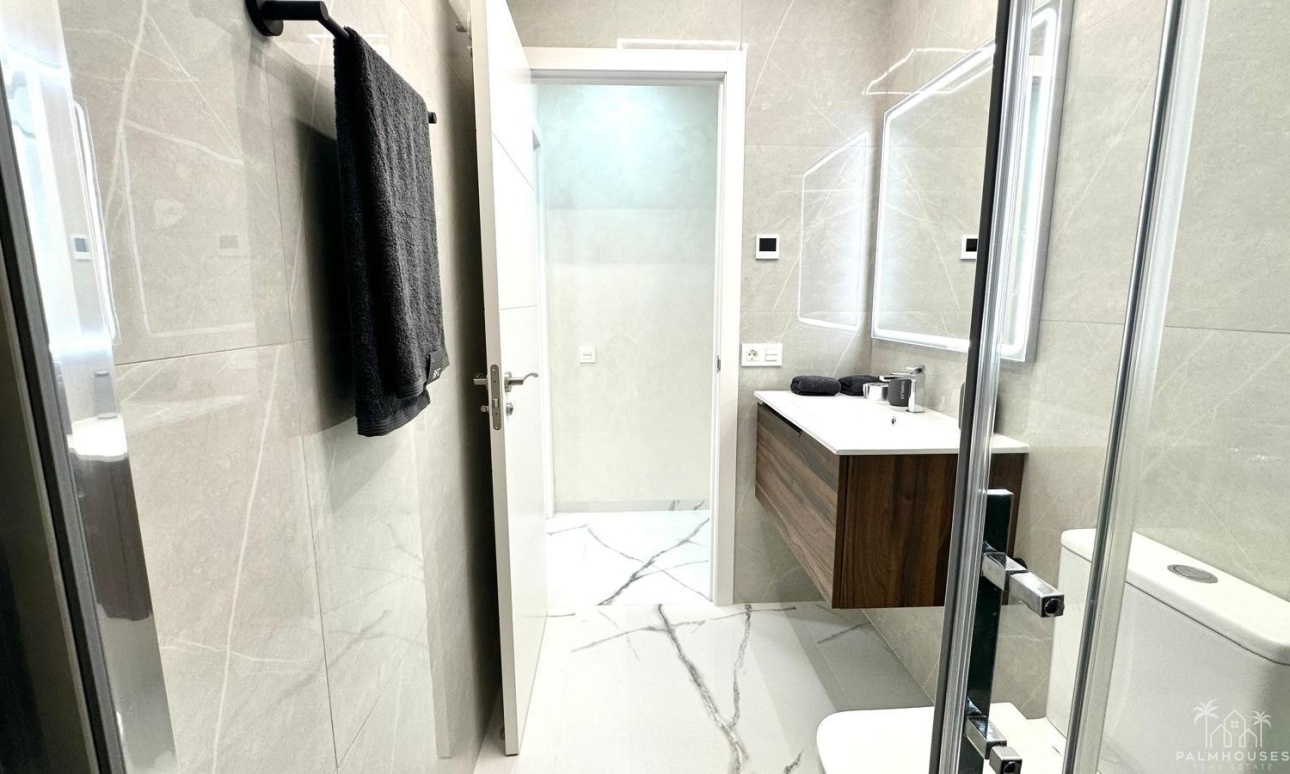 Resale - Apartments - Torrevieja - Playa del cura