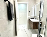 Resale - Apartments - Torrevieja - Playa del cura