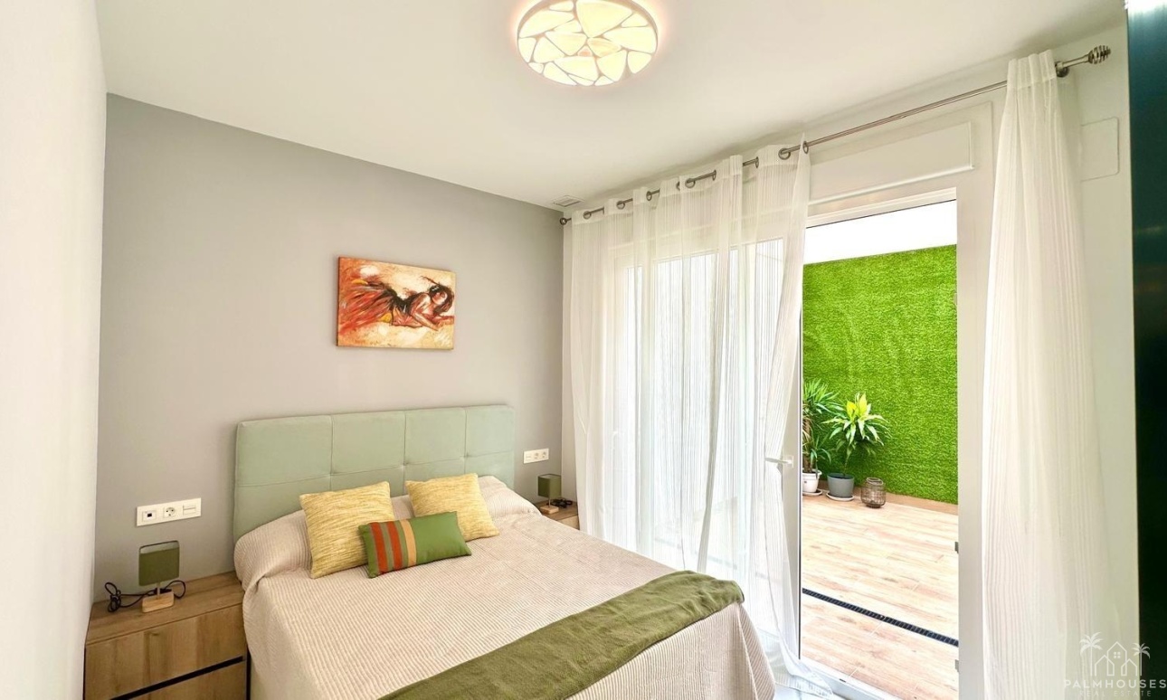 Resale - Apartments - Torrevieja - Playa del cura