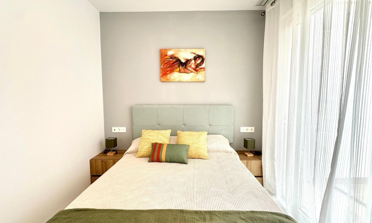Resale - Apartments - Torrevieja - Playa del cura