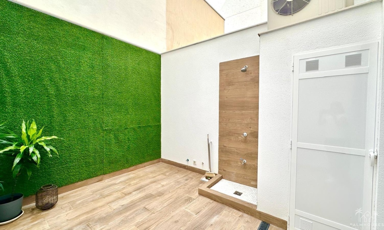 Resale - Apartments - Torrevieja - Playa del cura
