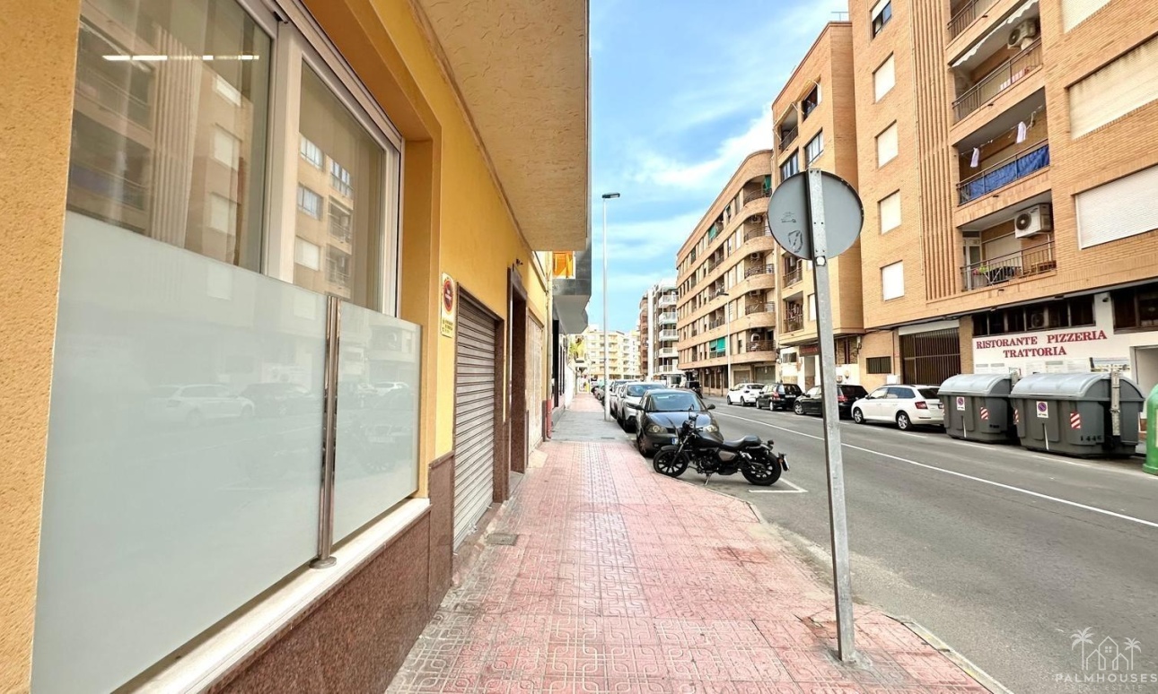 Resale - Apartments - Torrevieja - Playa del cura