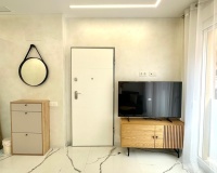 Resale - Apartments - Torrevieja - Playa del cura