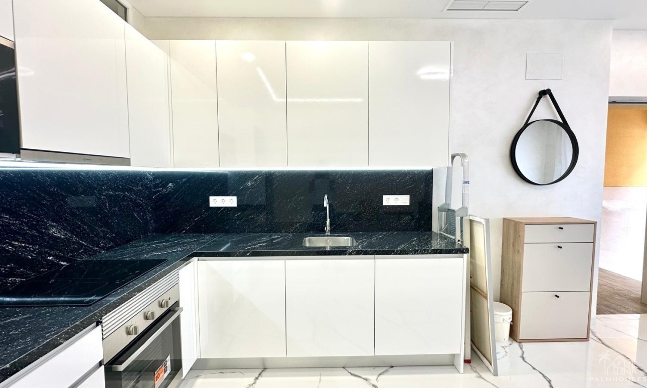 Resale - Apartments - Torrevieja - Playa del cura