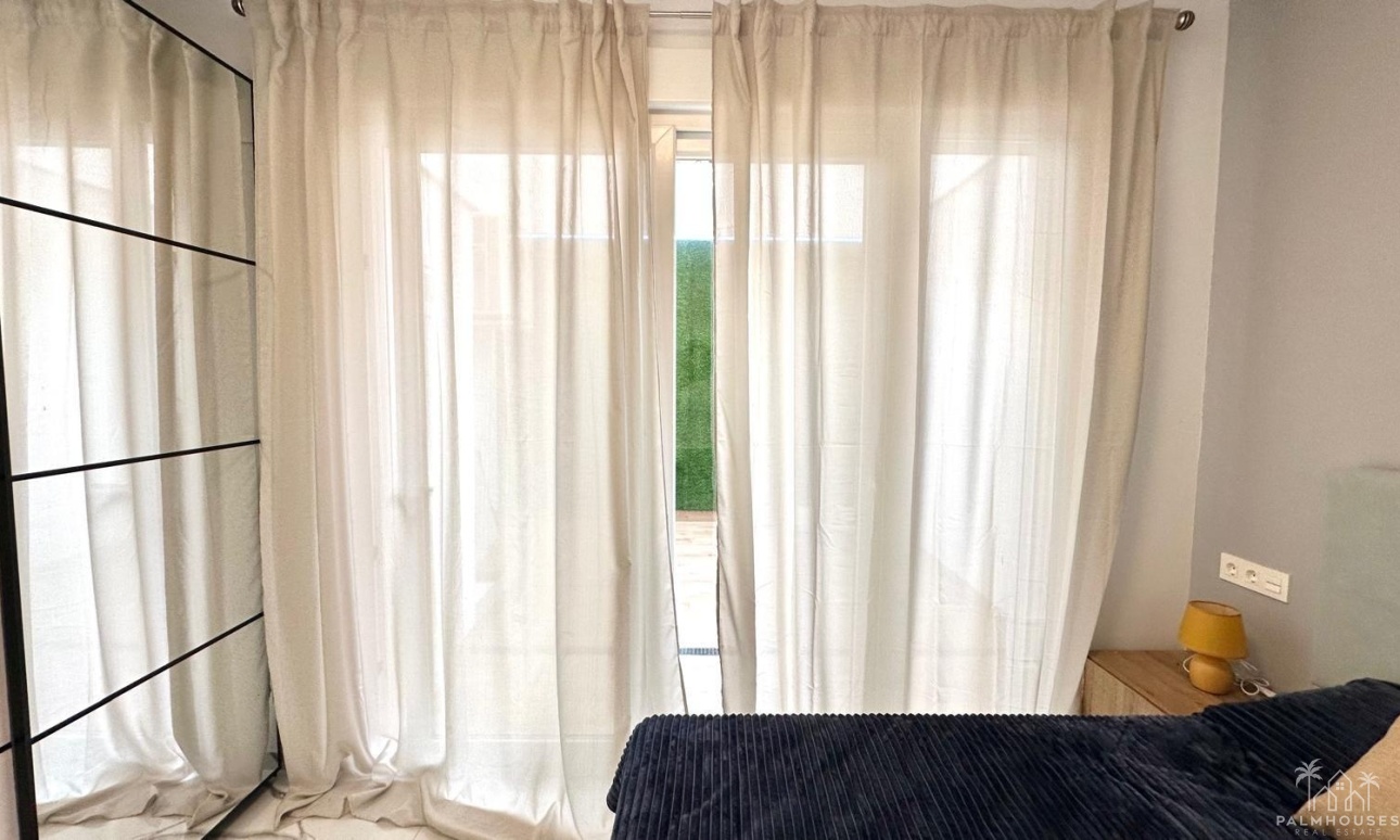 Resale - Apartments - Torrevieja - Playa del cura