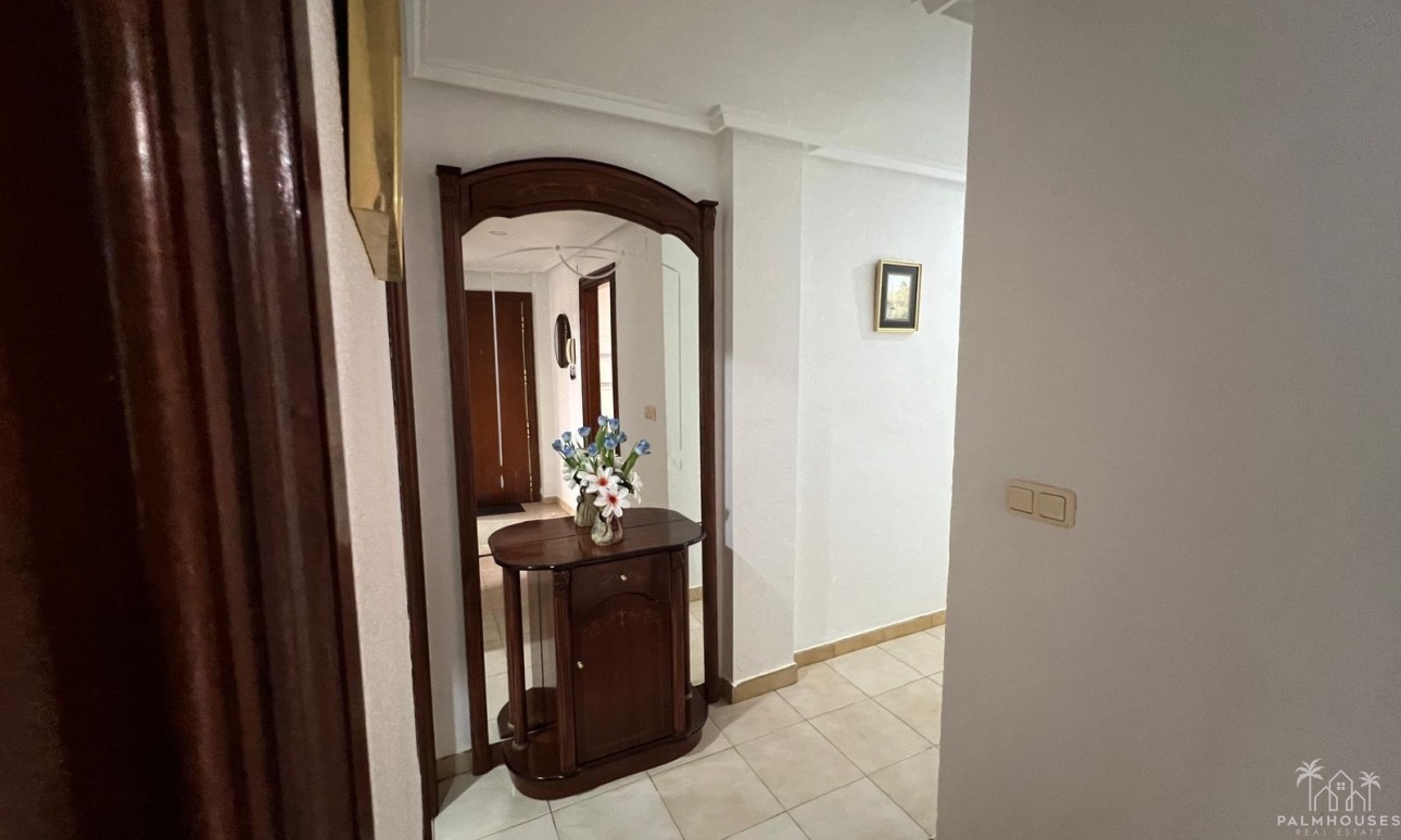 Resale - Apartments - Torrevieja - Playa del cura