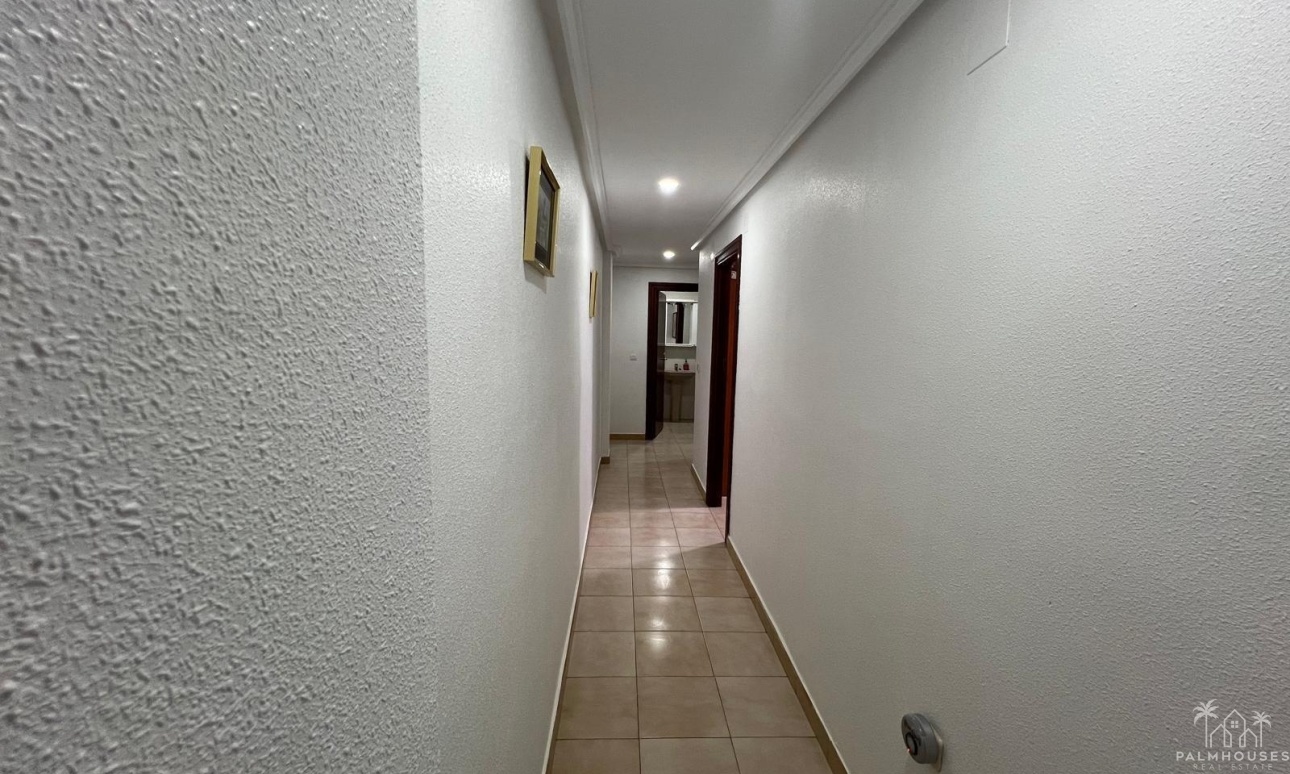 Resale - Apartments - Torrevieja - Playa del cura