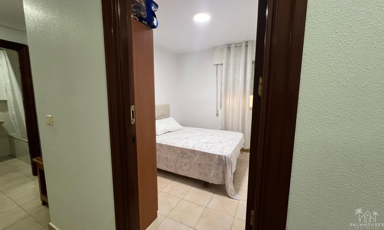 Resale - Apartments - Torrevieja - Playa del cura