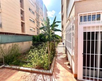 Resale - Apartments - Torrevieja - Playa del cura