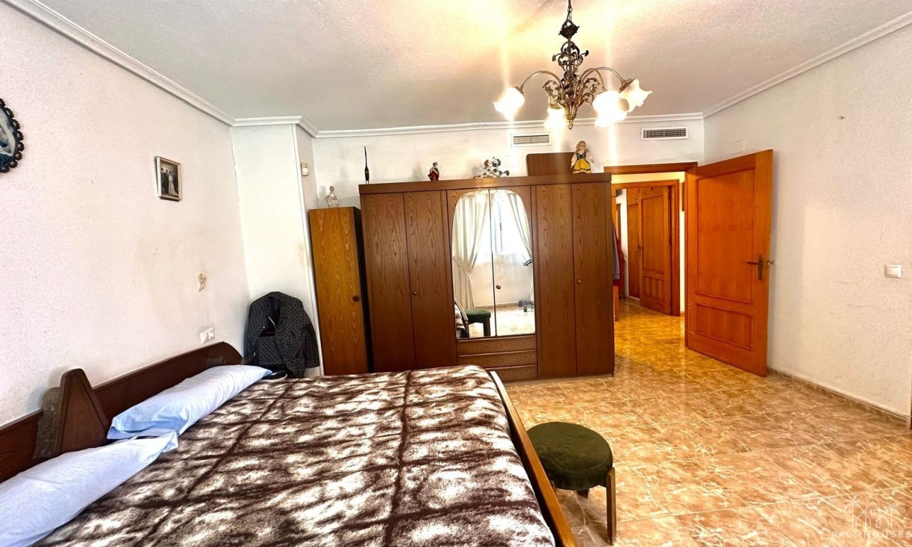 Resale - Apartments - Torrevieja - Playa del cura