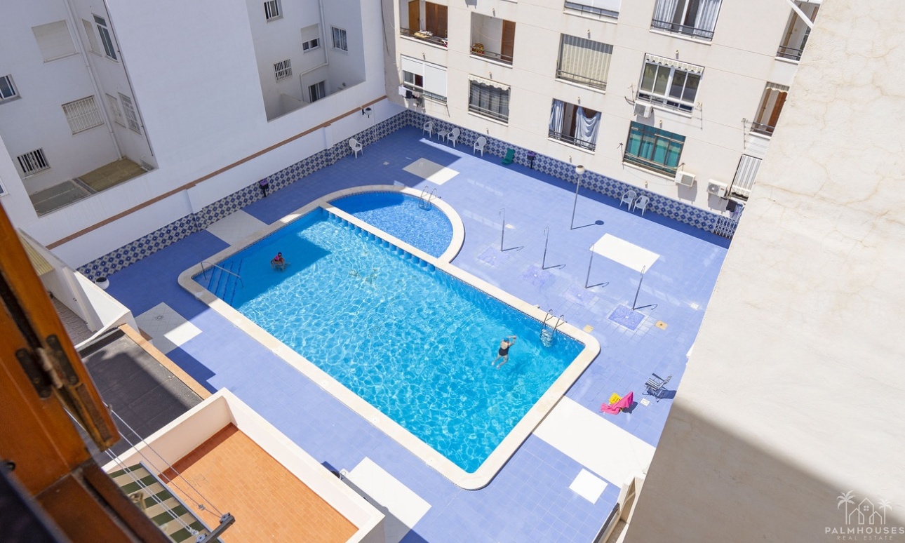 Resale - Apartments - Torrevieja - Playa del cura