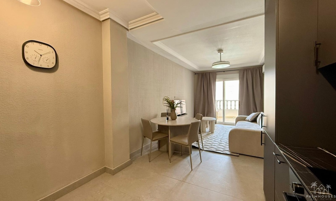 Resale - Apartments - Torrevieja - Playa del cura