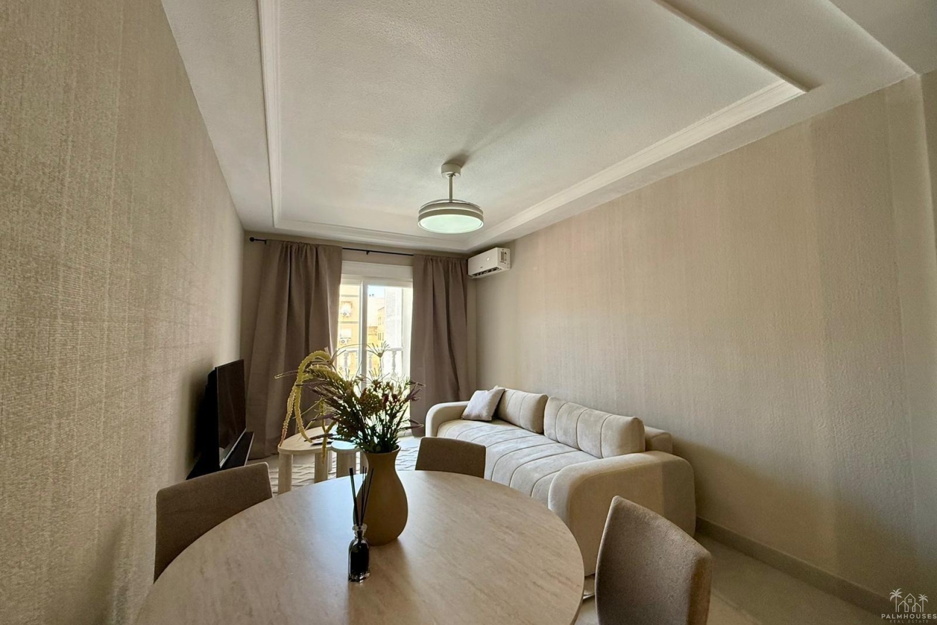 Resale - Apartments - Torrevieja - Playa del cura