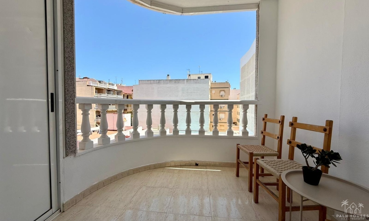 Resale - Apartments - Torrevieja - Playa del cura