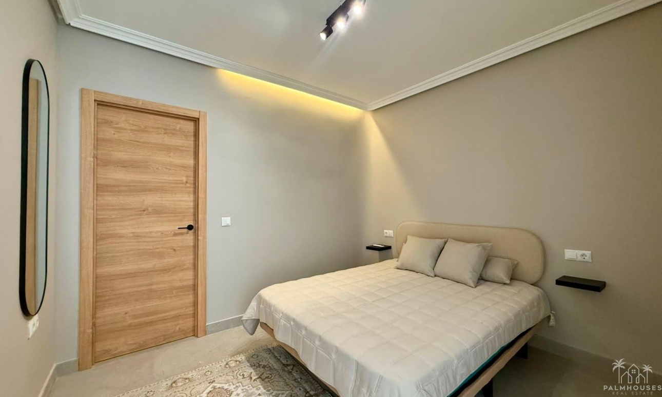 Resale - Apartments - Torrevieja - Playa del cura