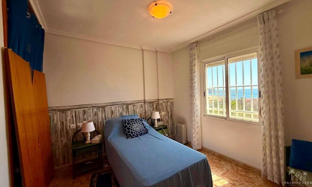 Resale - Apartments - Torrevieja - Playa del cura