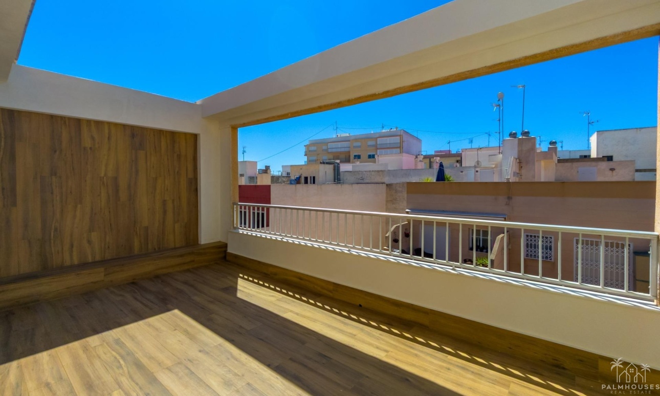 Resale - Apartments - Torrevieja - Playa del cura