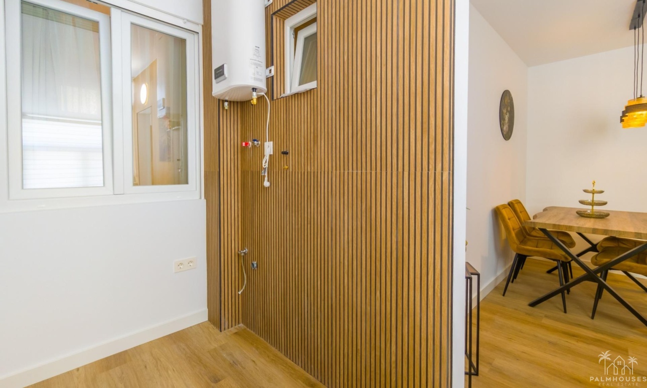 Resale - Apartments - Torrevieja - Playa del cura