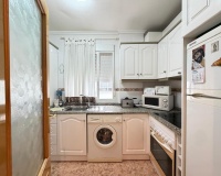Resale - Apartments - Torrevieja - Playa del cura