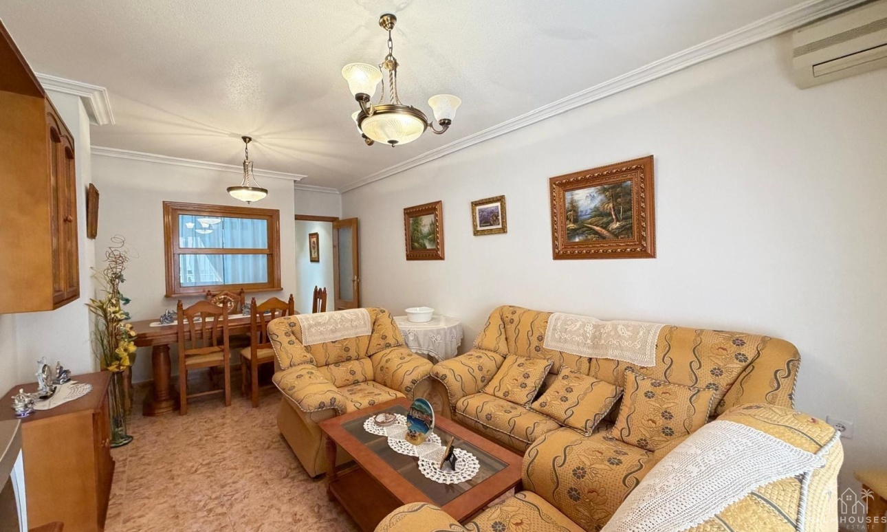 Resale - Apartments - Torrevieja - Playa del cura