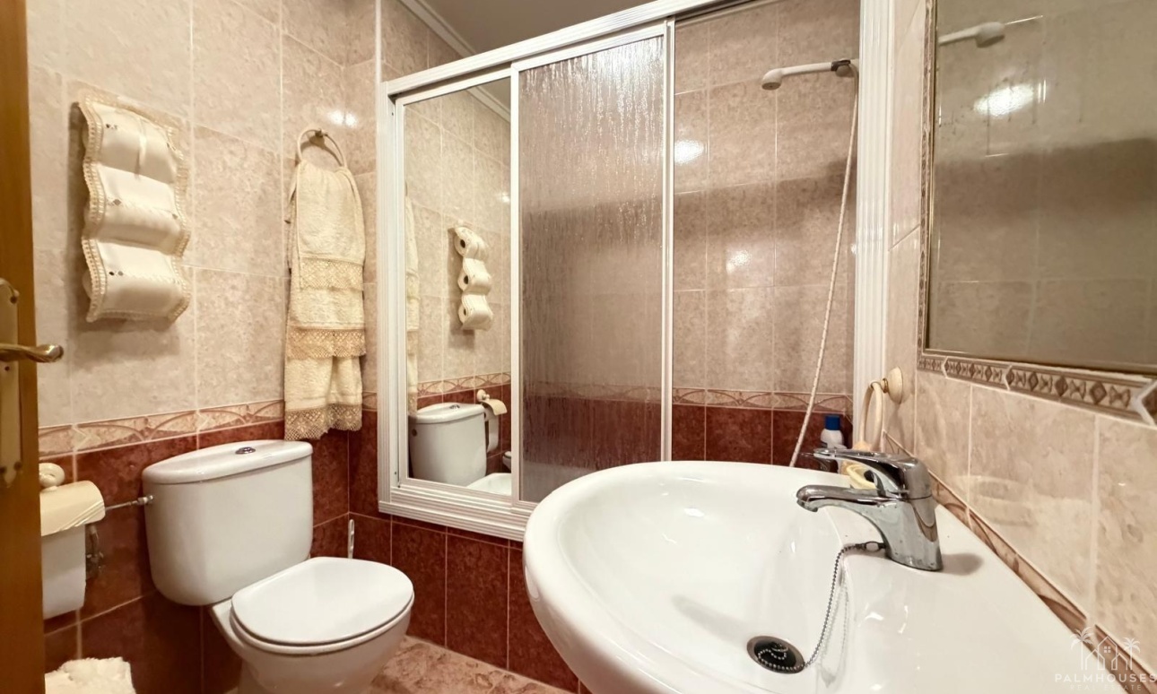 Resale - Apartments - Torrevieja - Playa del cura