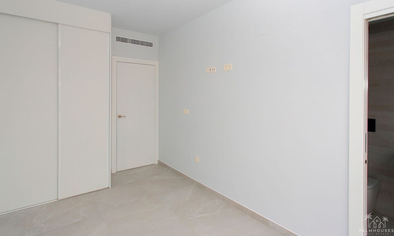 Resale - Apartments - Torrevieja - Playa del cura