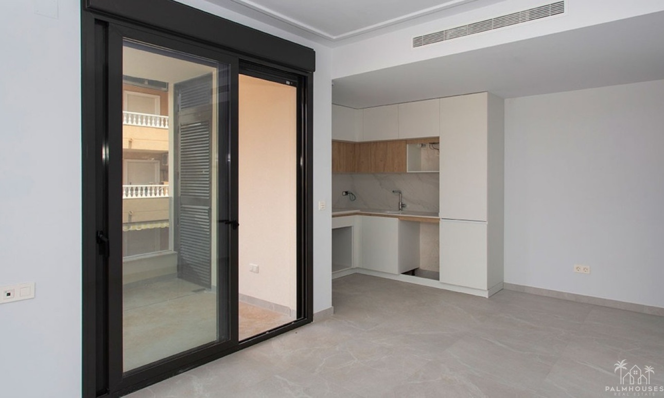 Resale - Apartments - Torrevieja - Playa del cura