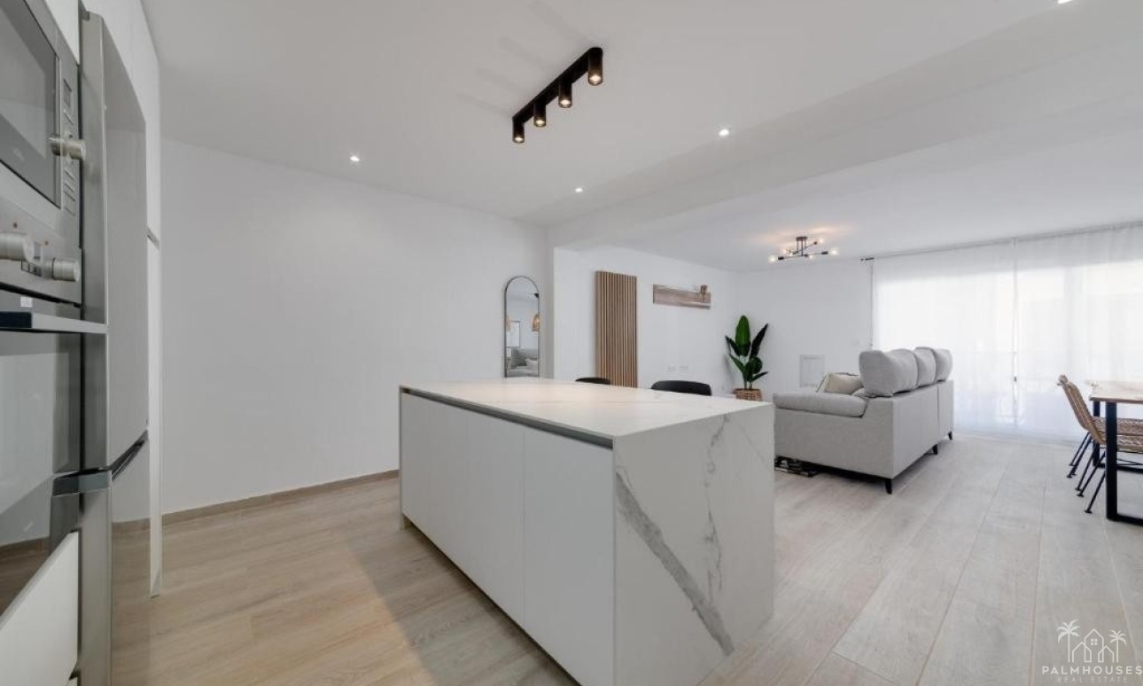 Resale - Apartments - Torrevieja - Playa del cura
