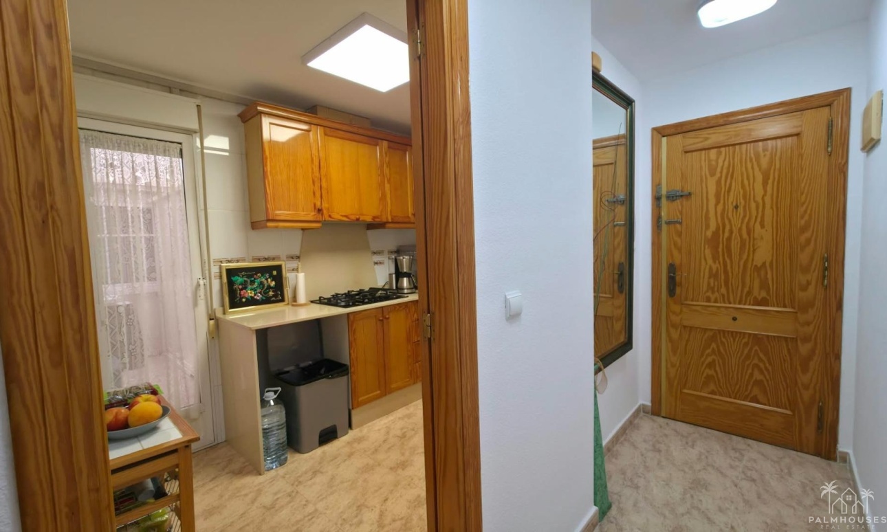 Resale - Apartments - Torrevieja - Playa del cura