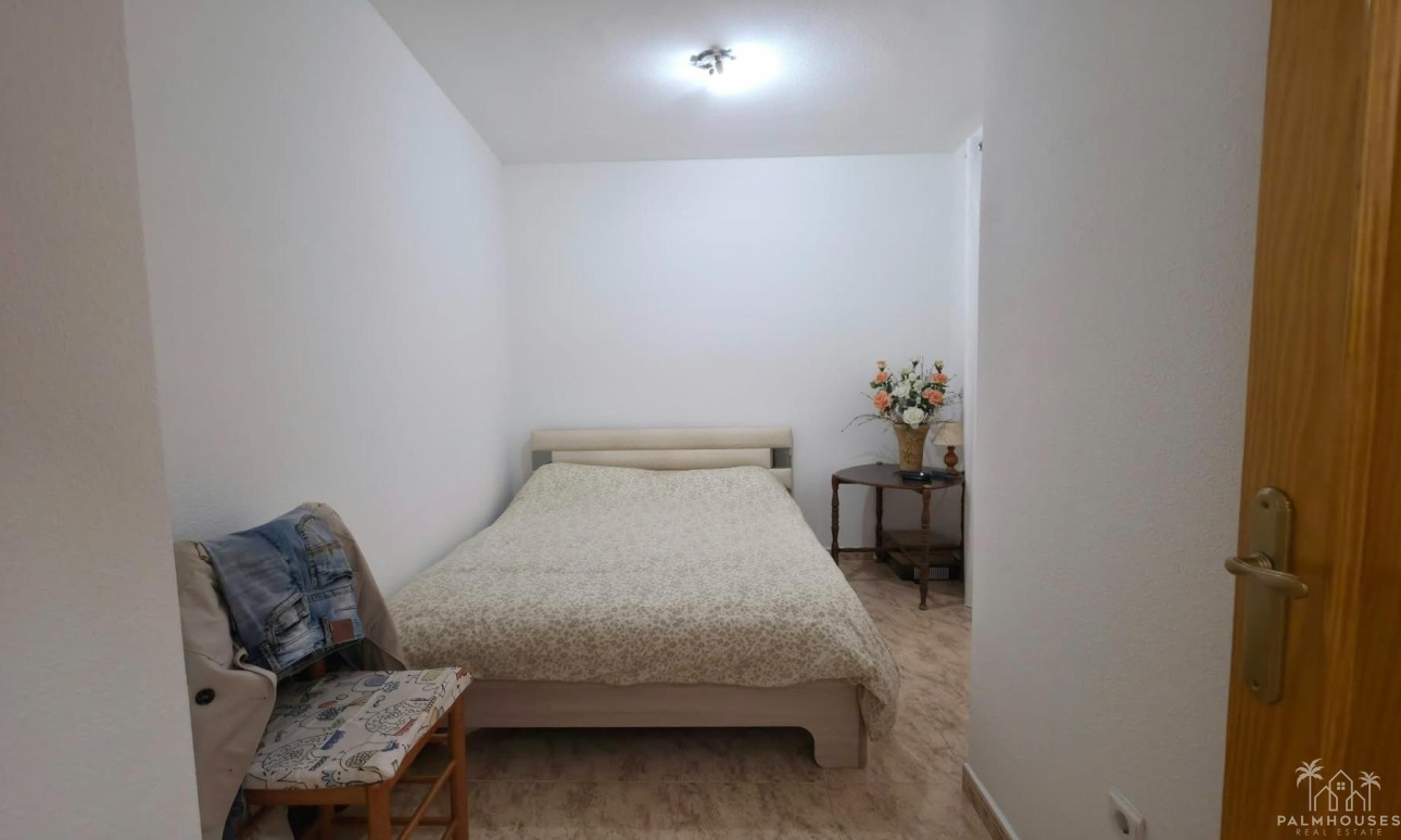 Resale - Apartments - Torrevieja - Playa del cura