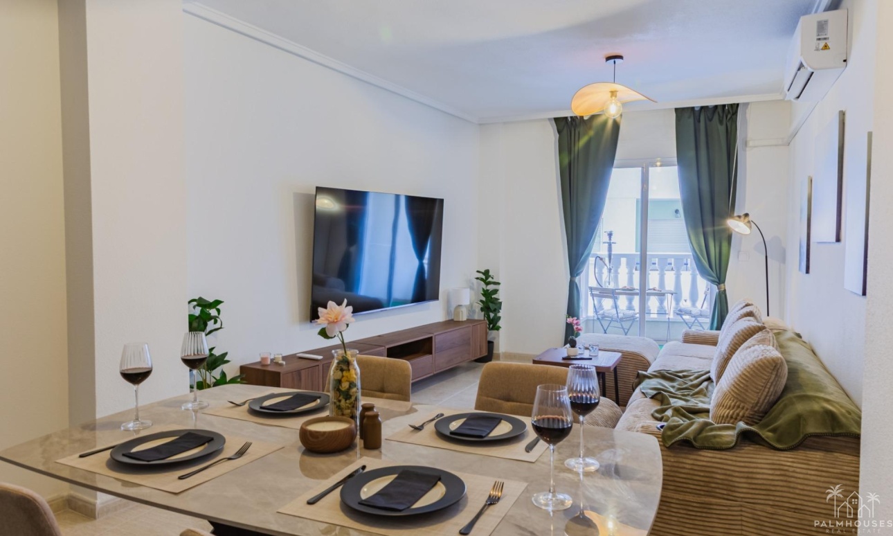 Resale - Apartments - Torrevieja - Playa del cura