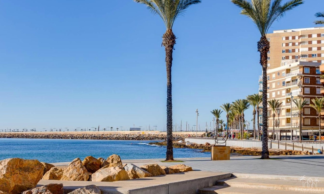 Resale - Apartments - Torrevieja - Playa del cura