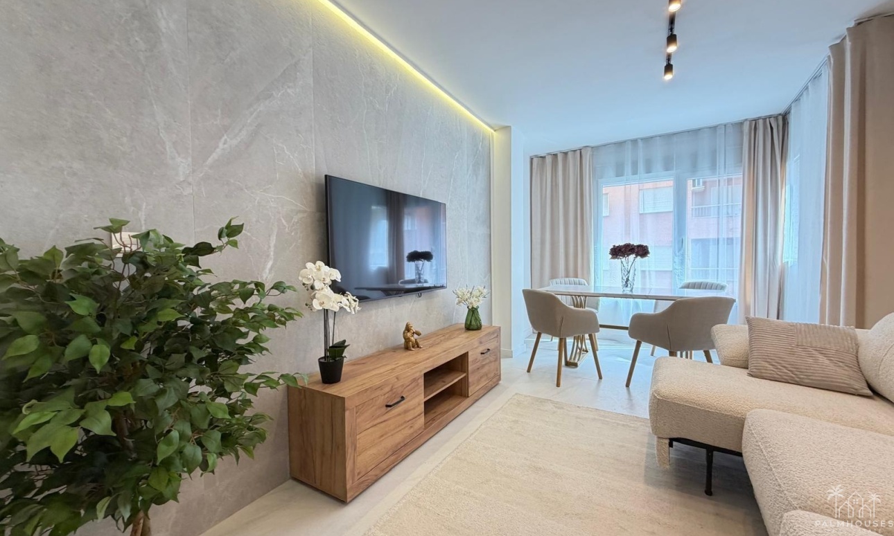 Resale - Apartments - Torrevieja - Playa del cura