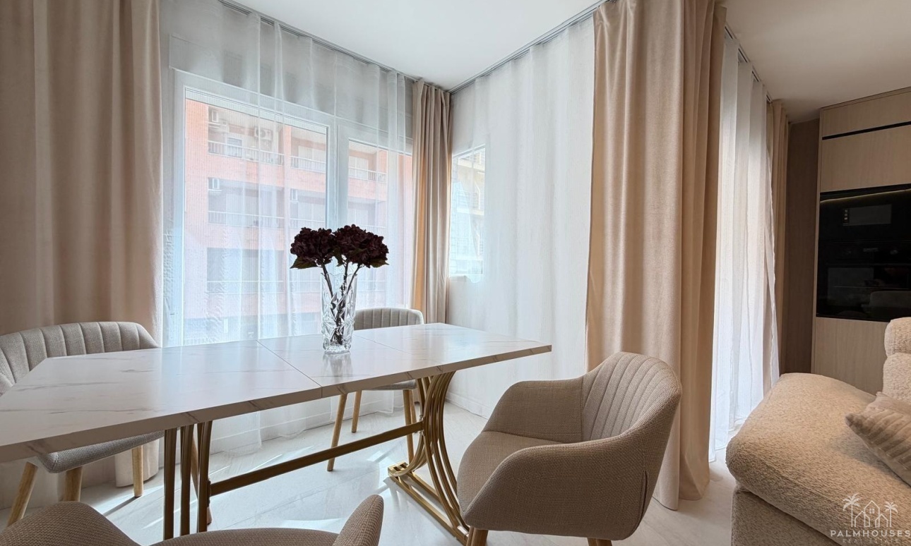 Resale - Apartments - Torrevieja - Playa del cura