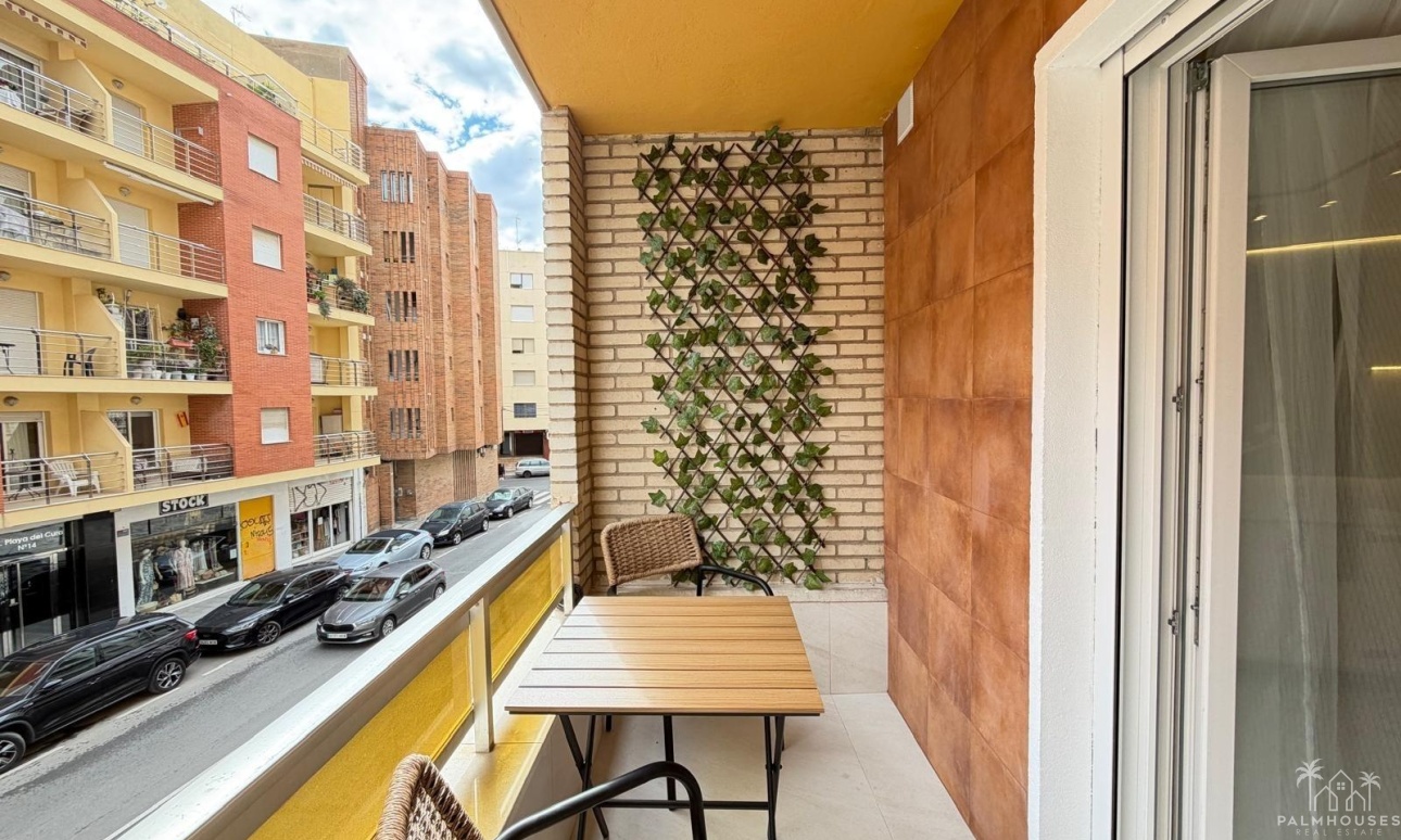 Resale - Apartments - Torrevieja - Playa del cura
