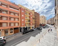Resale - Apartments - Torrevieja - Playa del cura