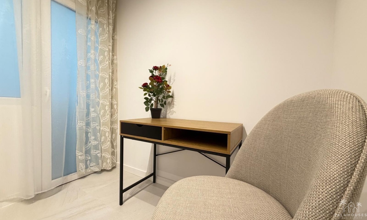 Resale - Apartments - Torrevieja - Playa del cura