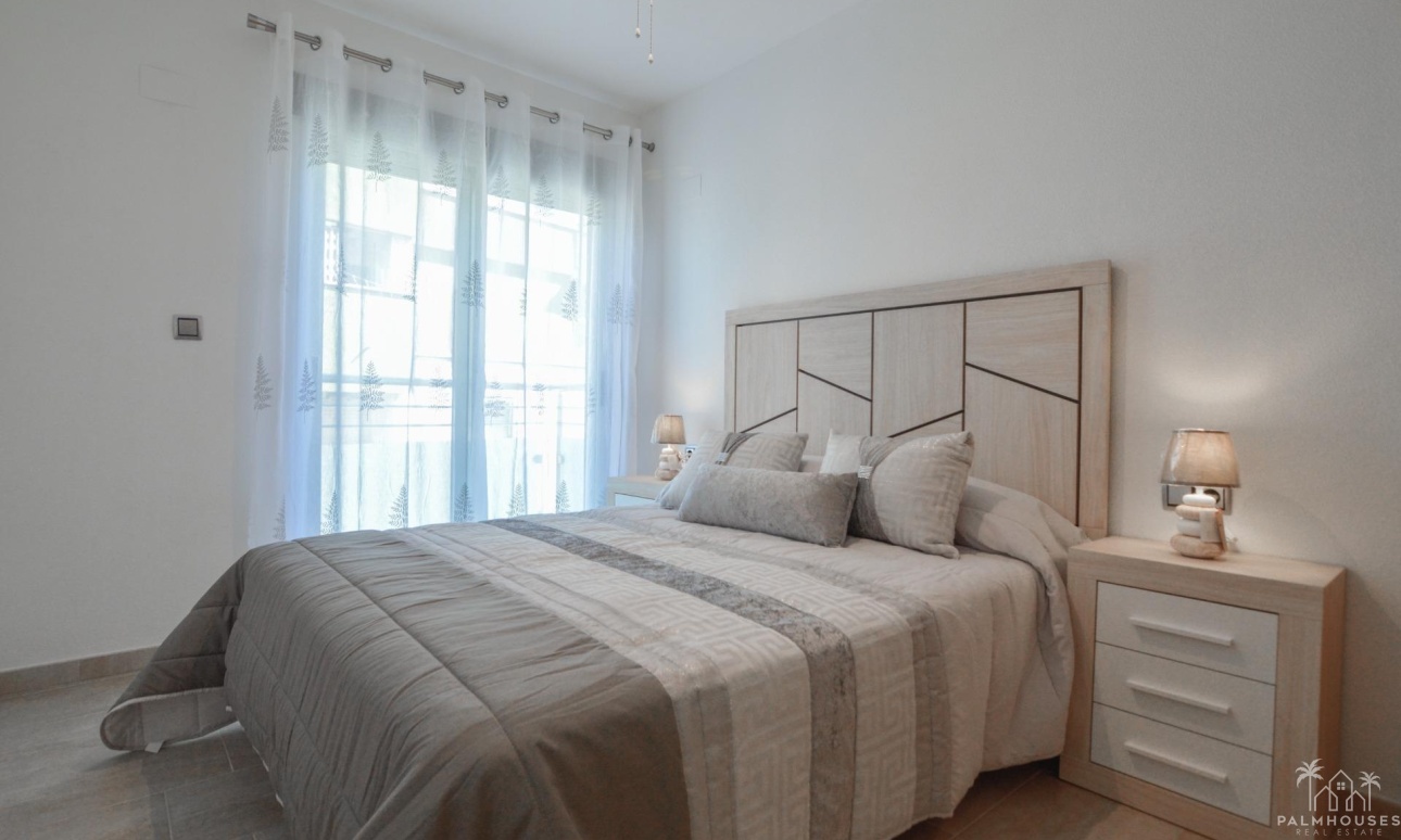 Resale - Apartments - Torrevieja - Playa del cura