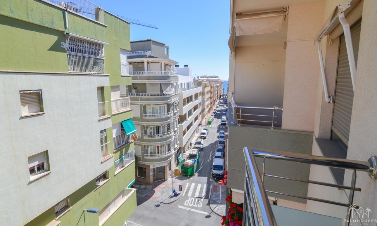 Resale - Apartments - Torrevieja - Playa del cura