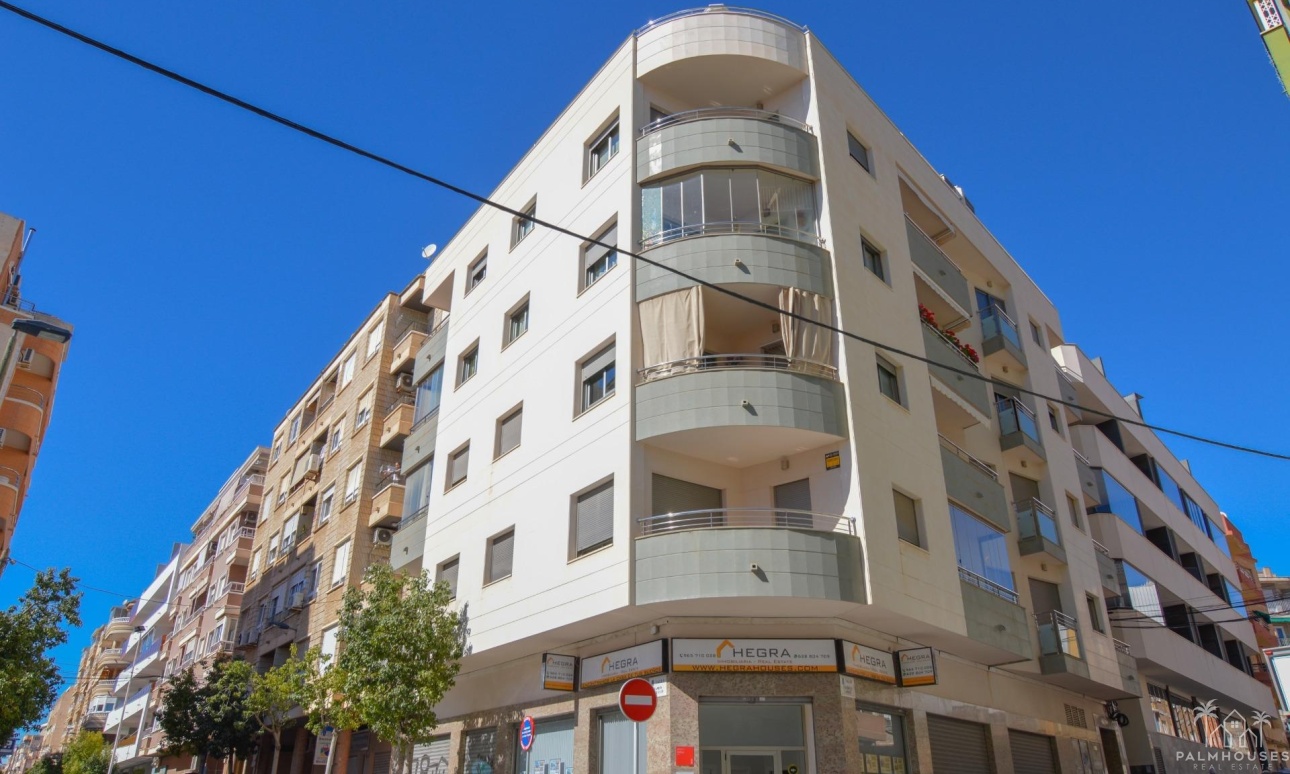 Resale - Apartments - Torrevieja - Playa del cura