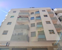 Resale - Apartments - Torrevieja - Playa del cura