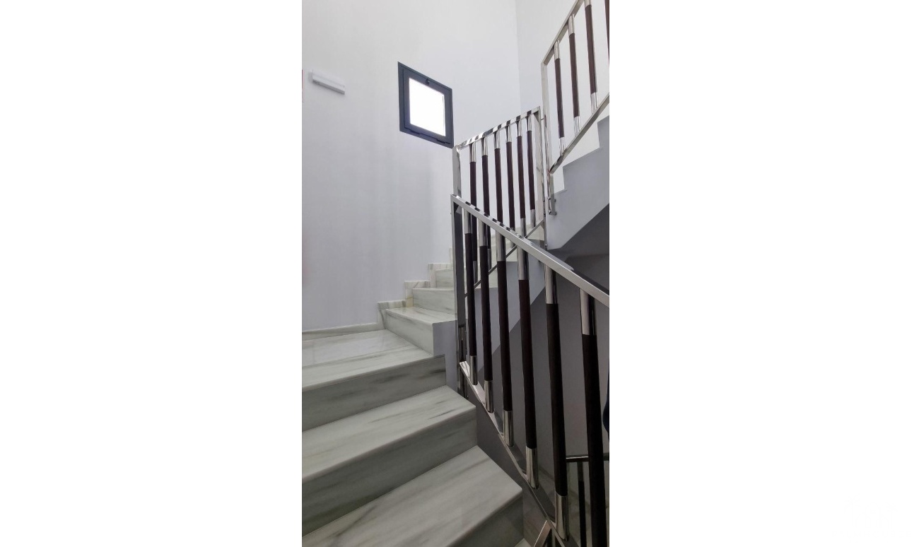 Resale - Apartments - Torrevieja - Playa del cura