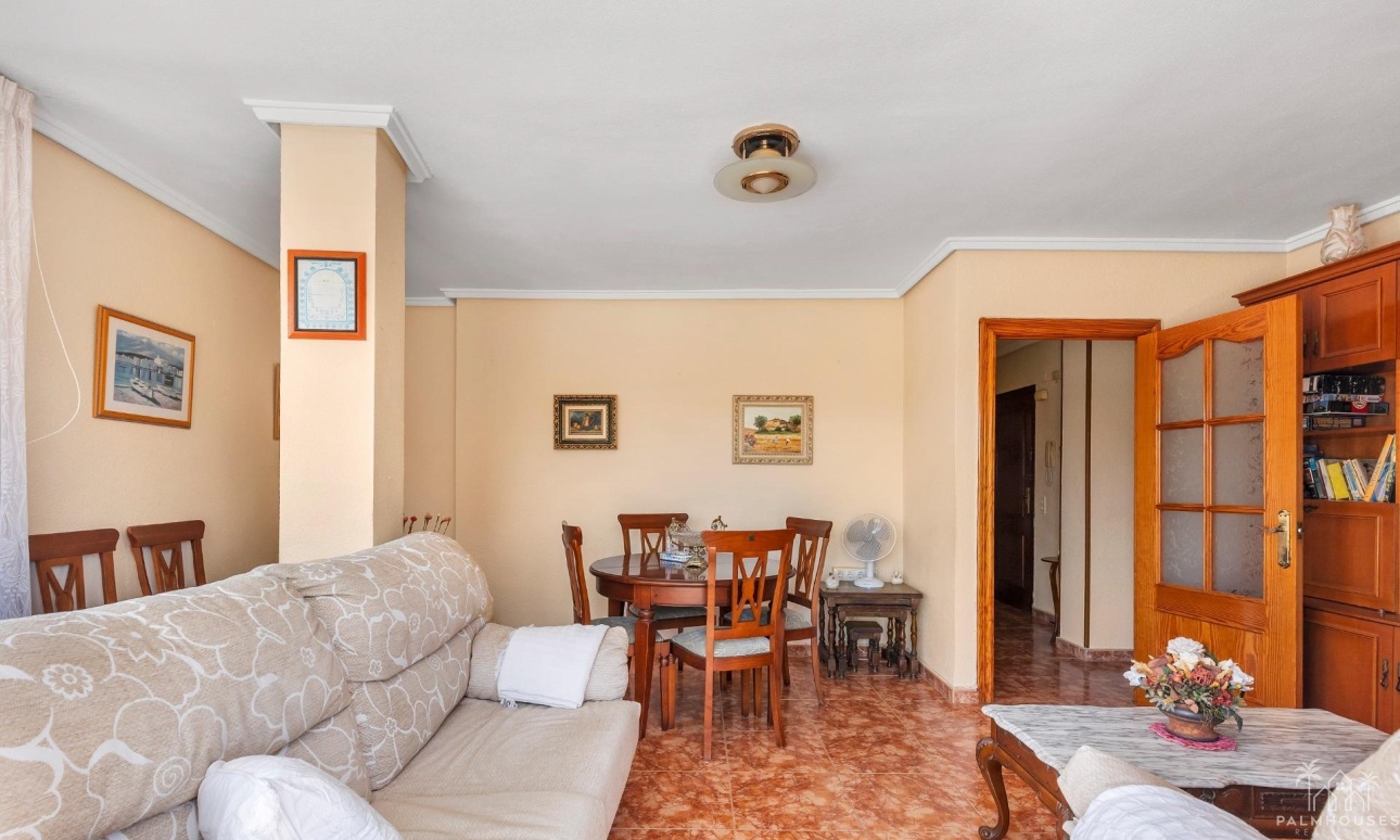 Resale - Apartments - Torrevieja - Playa del cura