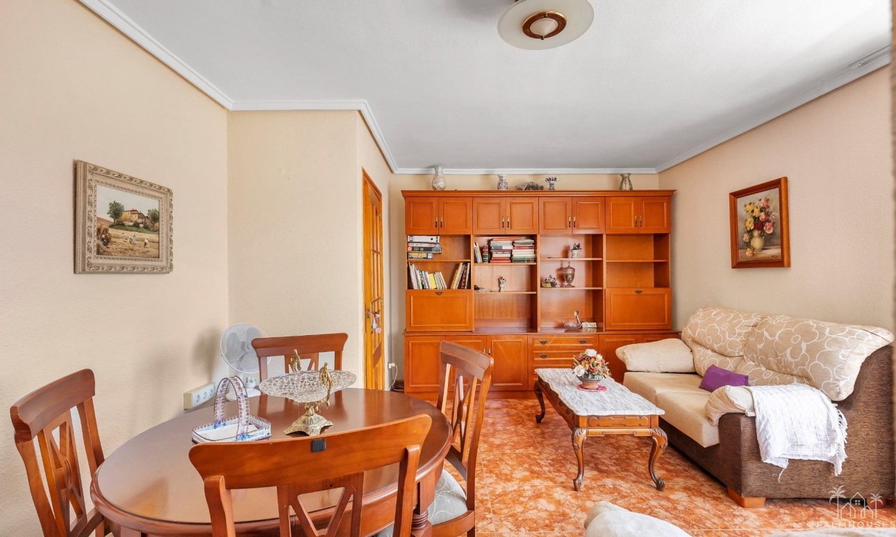 Resale - Apartments - Torrevieja - Playa del cura