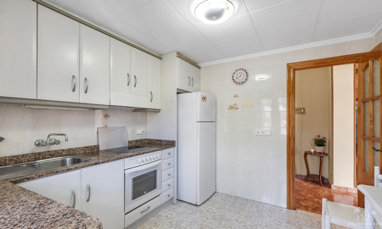 Resale - Apartments - Torrevieja - Playa del cura