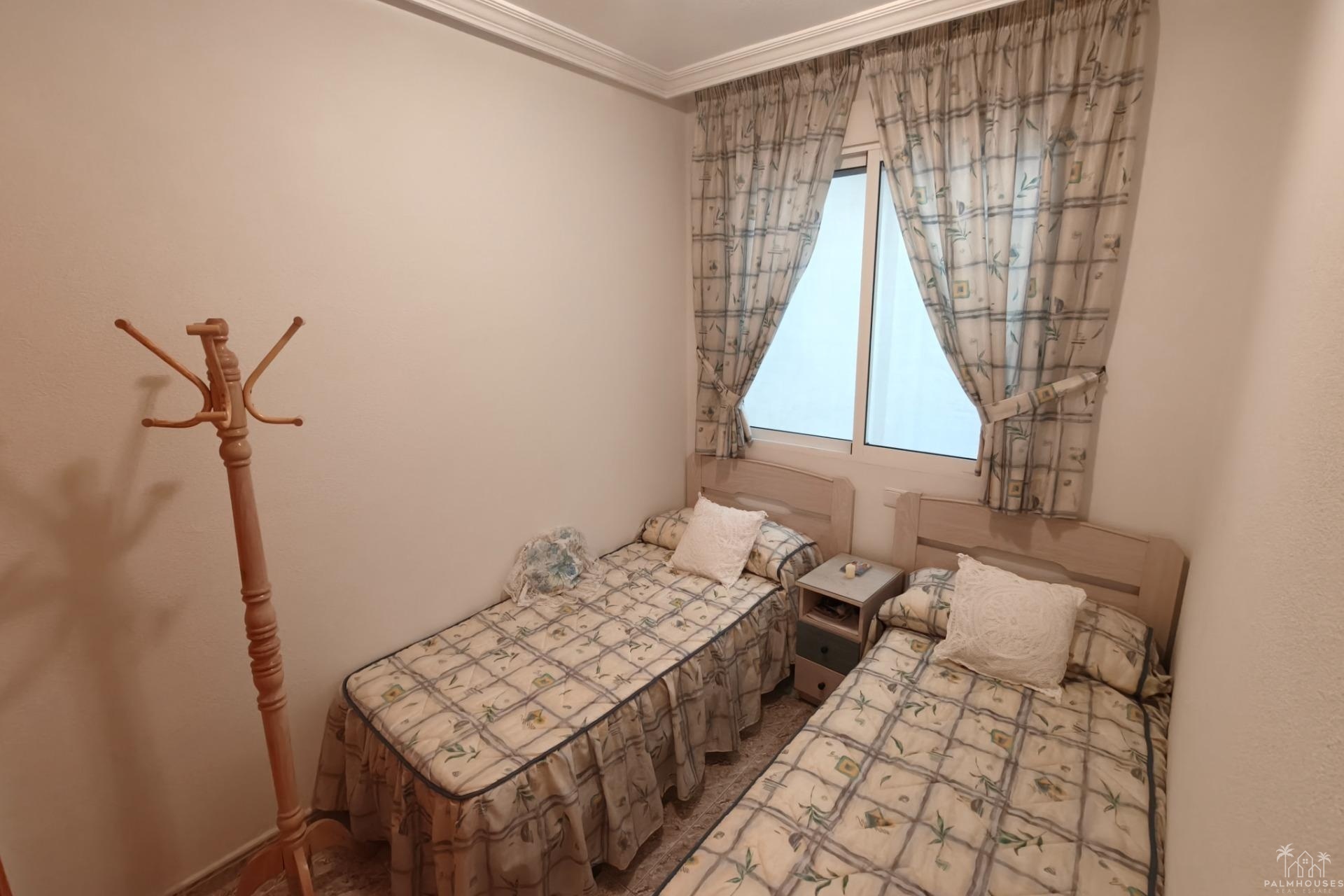 Resale - Apartments - Torrevieja - Playa del cura